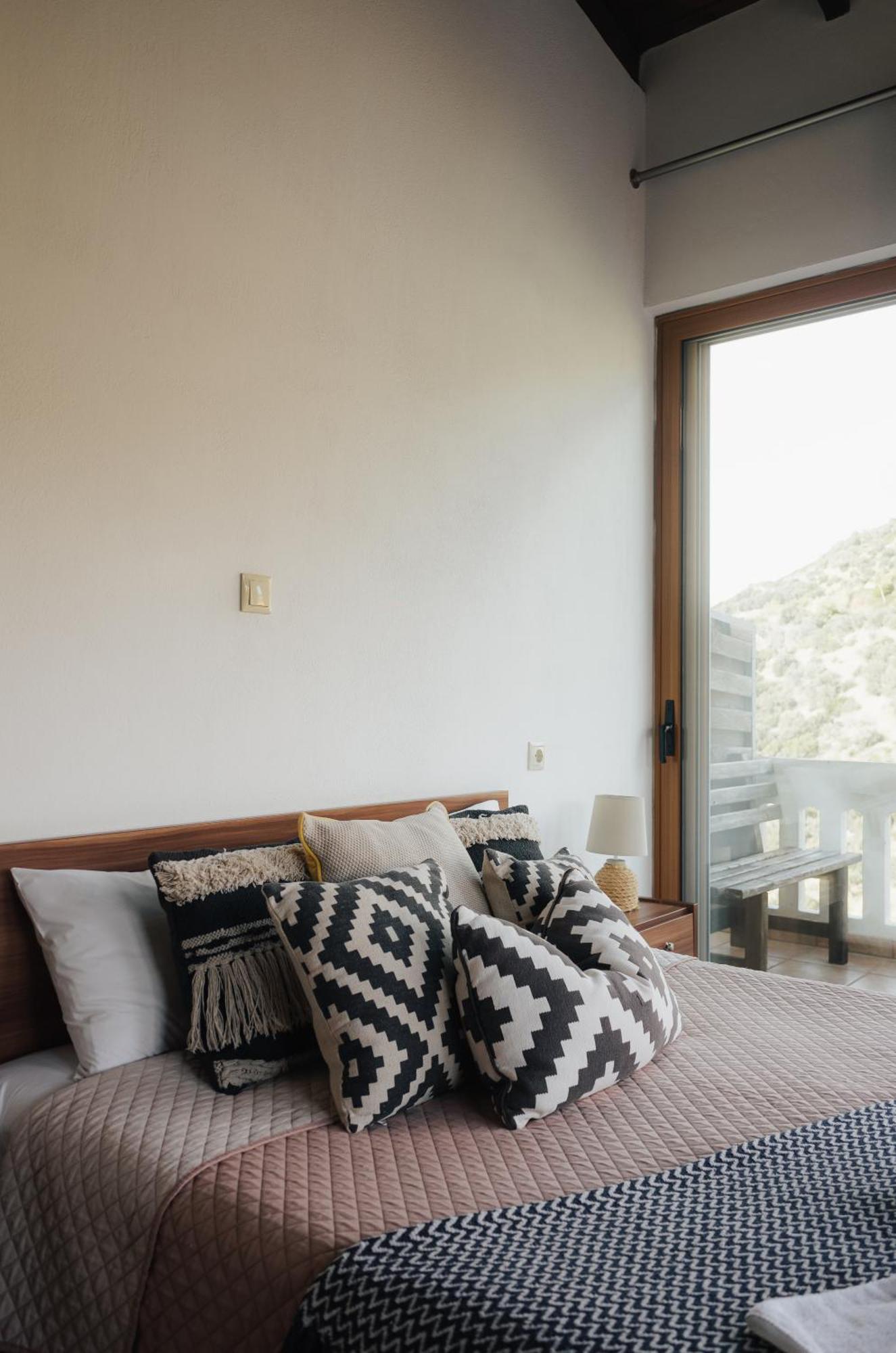 Kámbos Lefteris Rooms מראה חיצוני תמונה