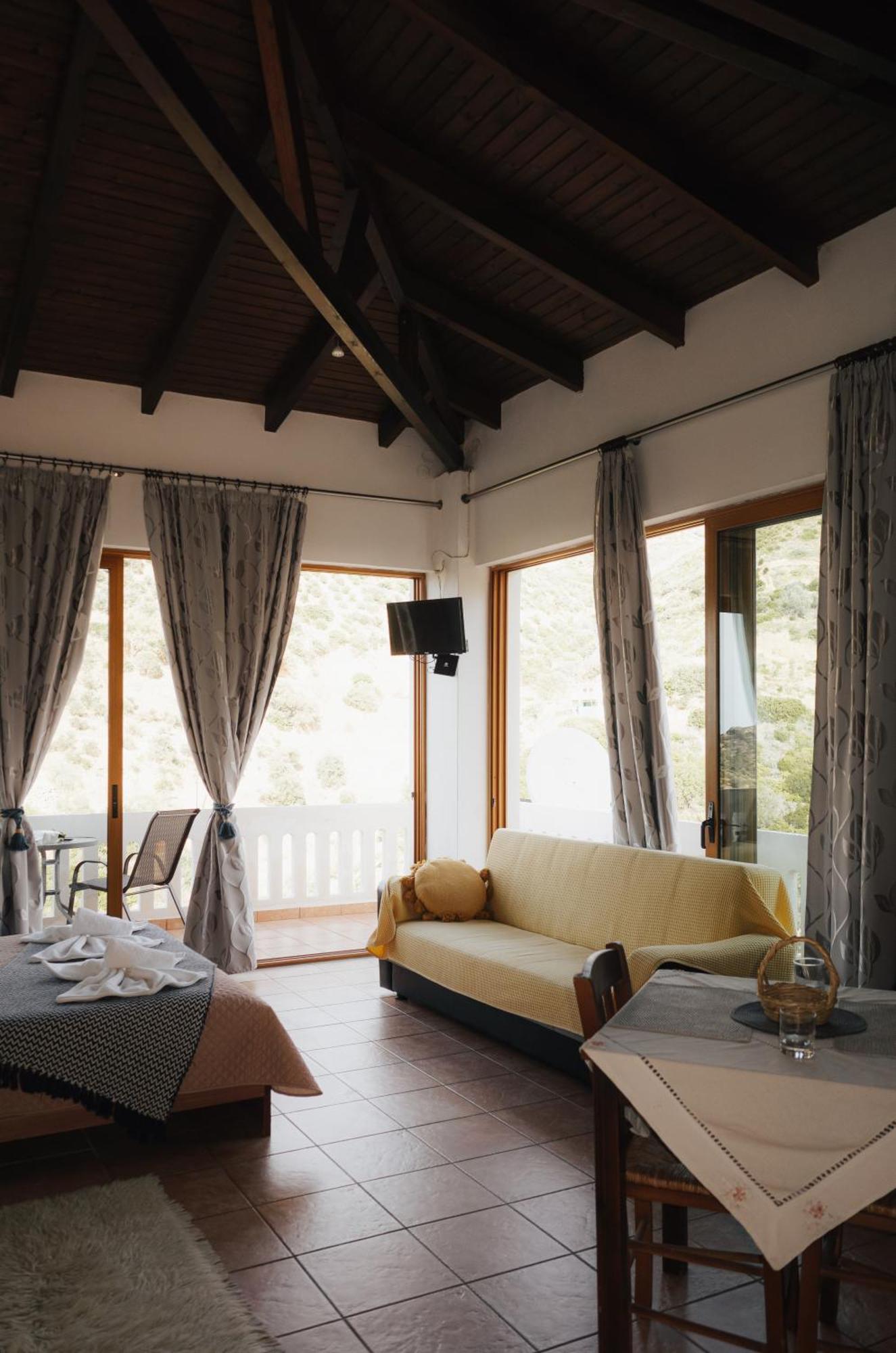 Kámbos Lefteris Rooms מראה חיצוני תמונה