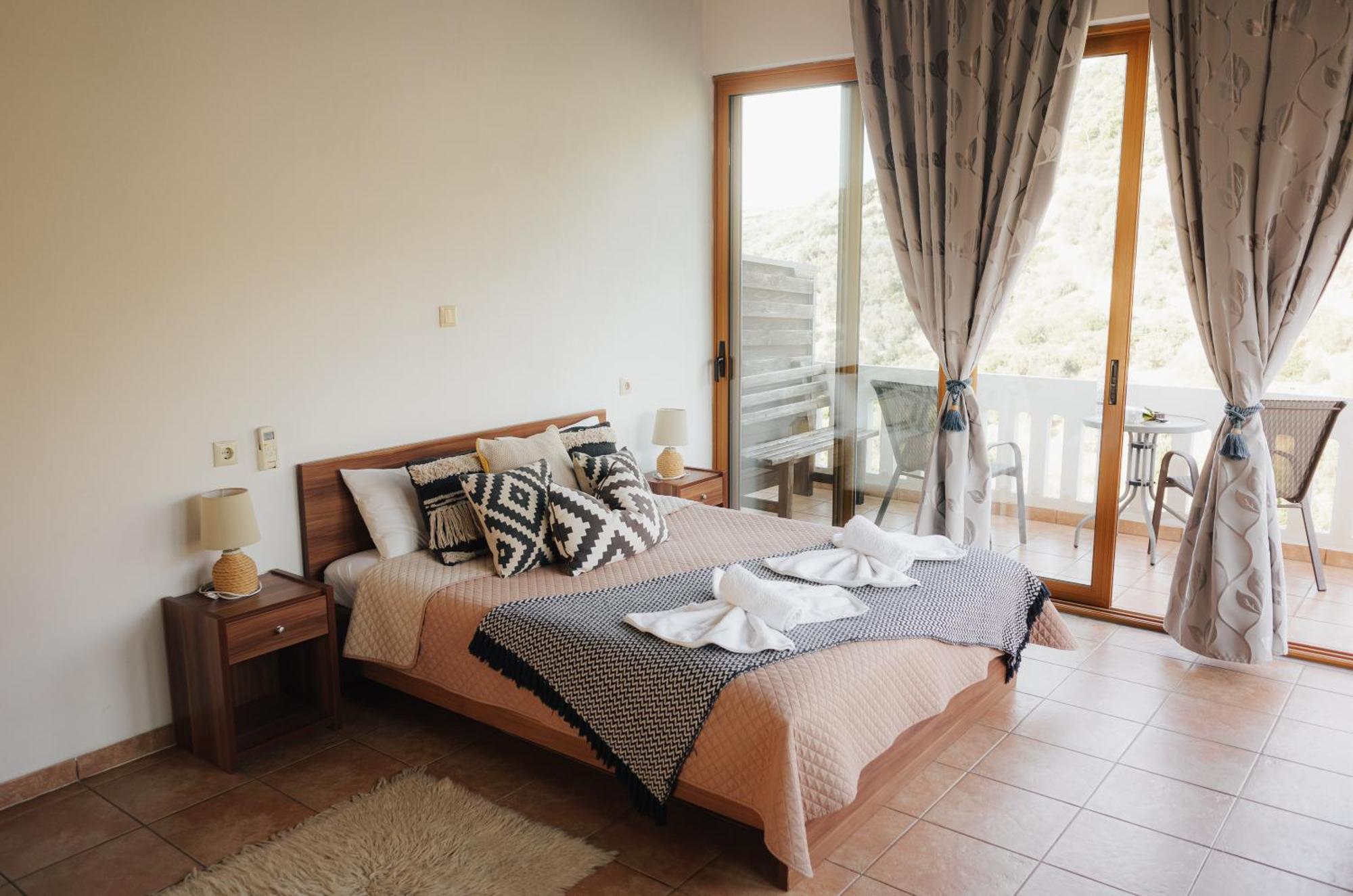 Kámbos Lefteris Rooms מראה חיצוני תמונה