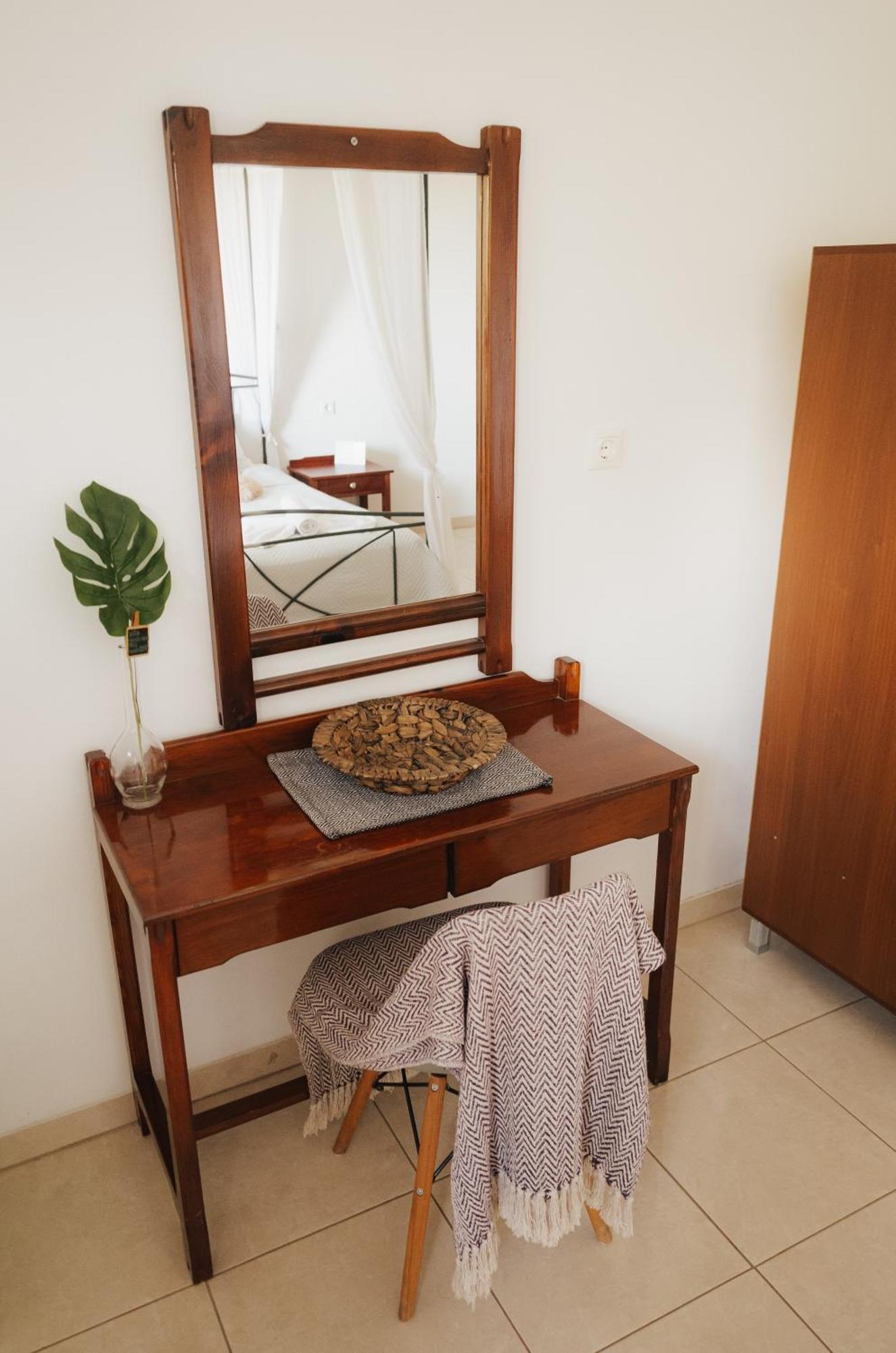 Kámbos Lefteris Rooms מראה חיצוני תמונה