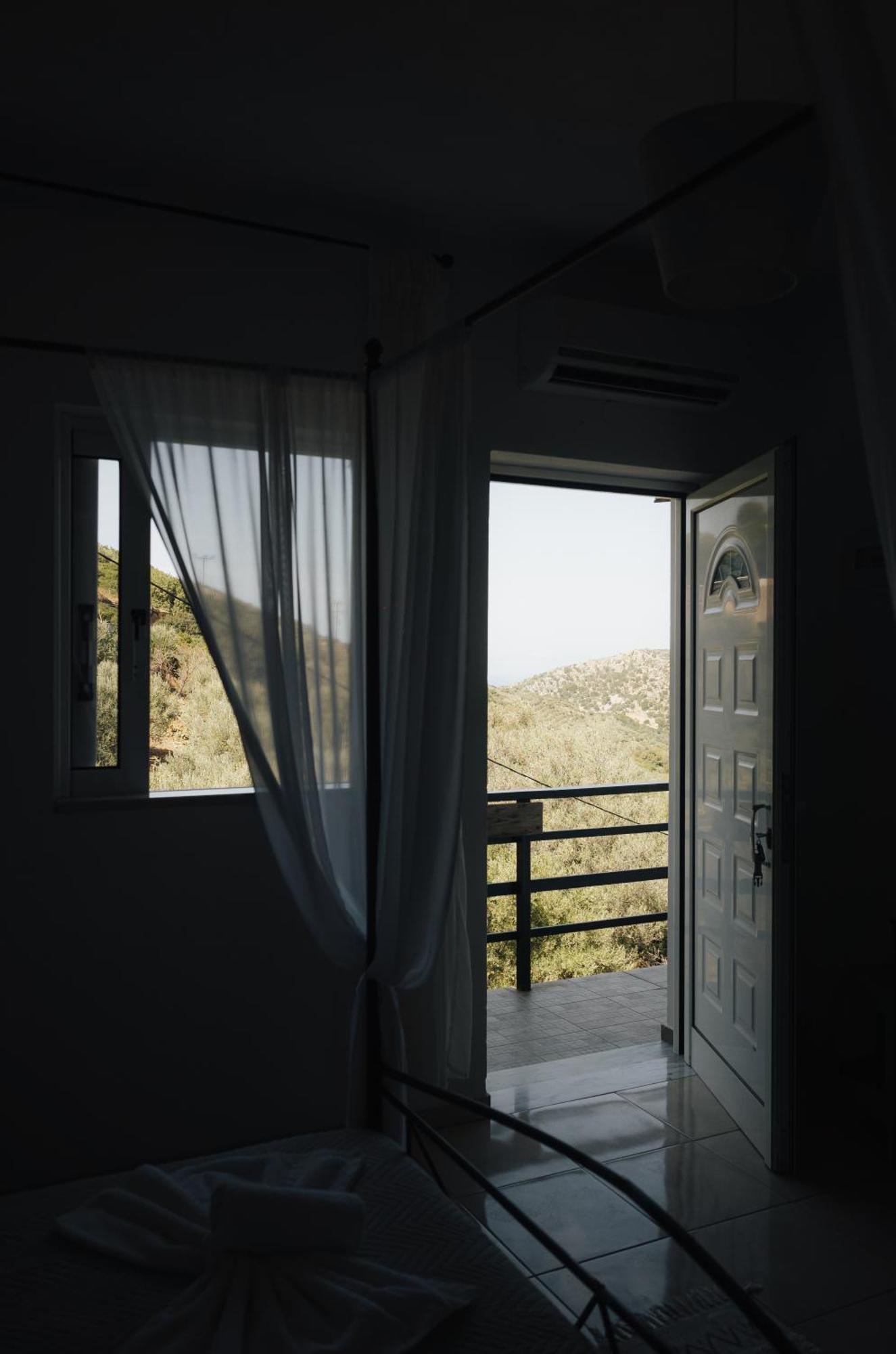 Kámbos Lefteris Rooms מראה חיצוני תמונה