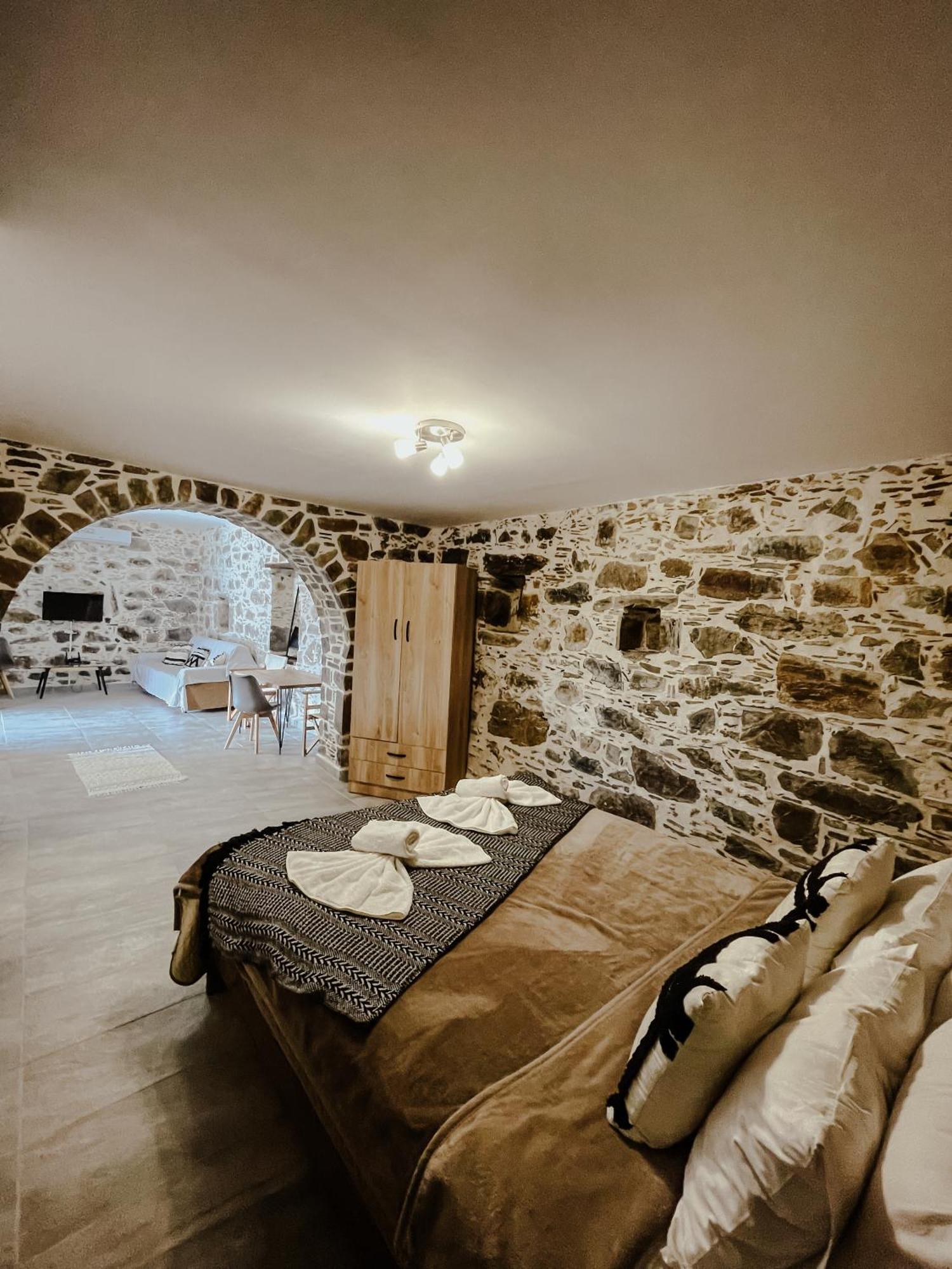 Kámbos Lefteris Rooms מראה חיצוני תמונה